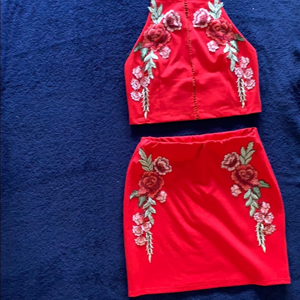 2 piece flower set halter top and skirt